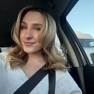 Fundraising Page: Halle Burk